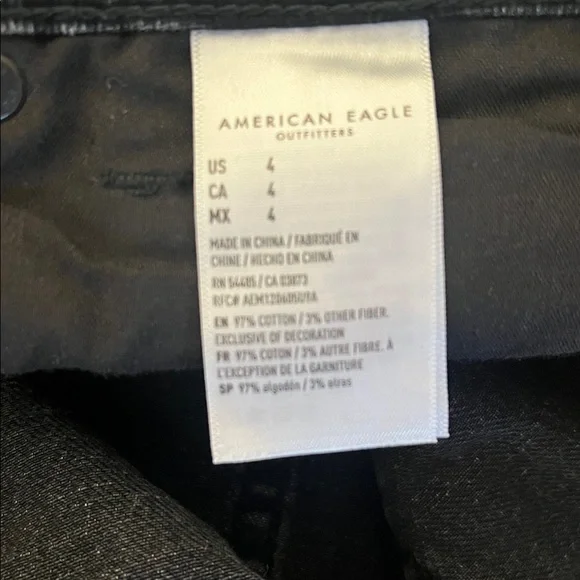 NWT American Eagle Distressed Black Denim Mom Shorts size 4 - Picture 10 of 11